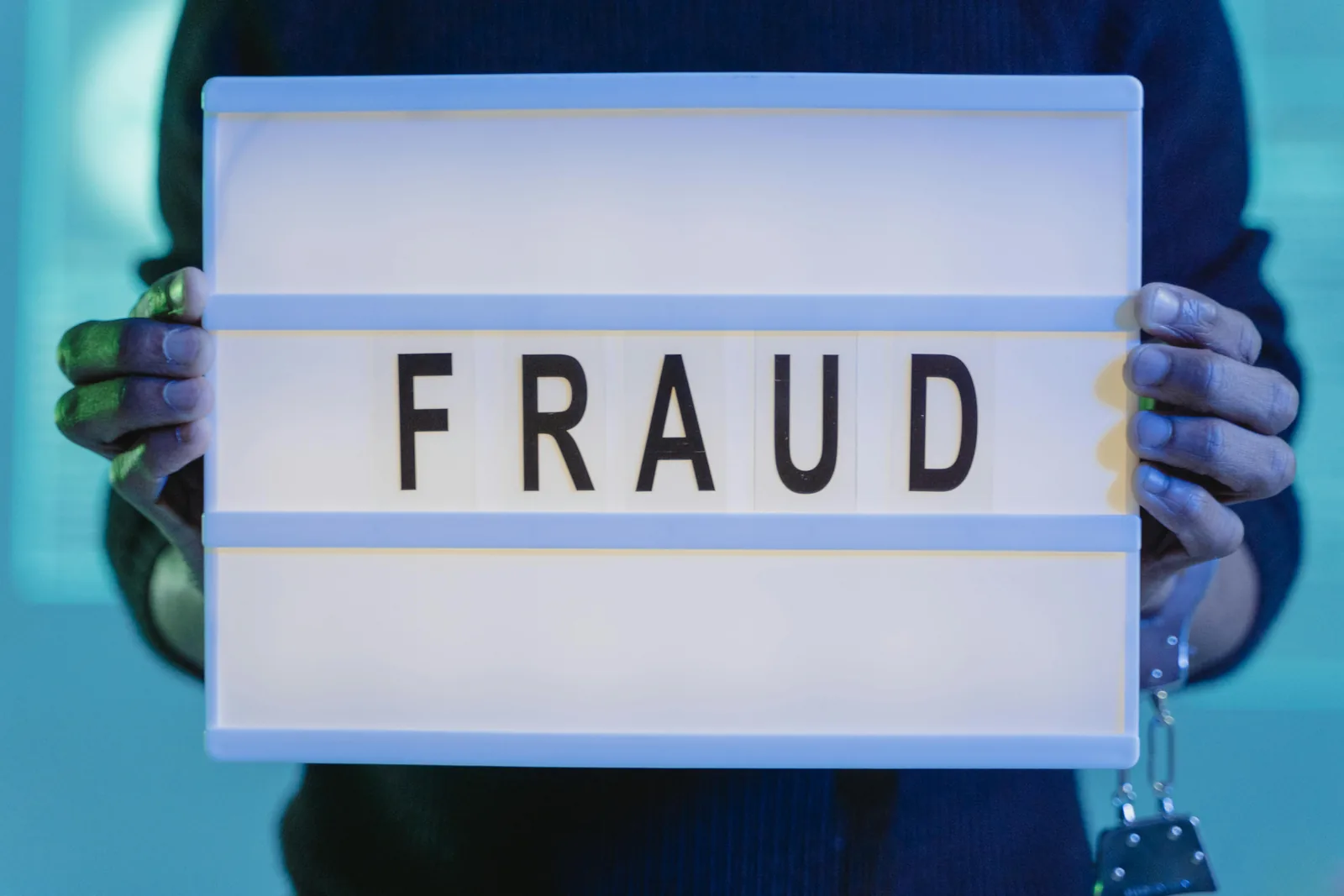 Financial risk growing due to failed reconciliation controls.